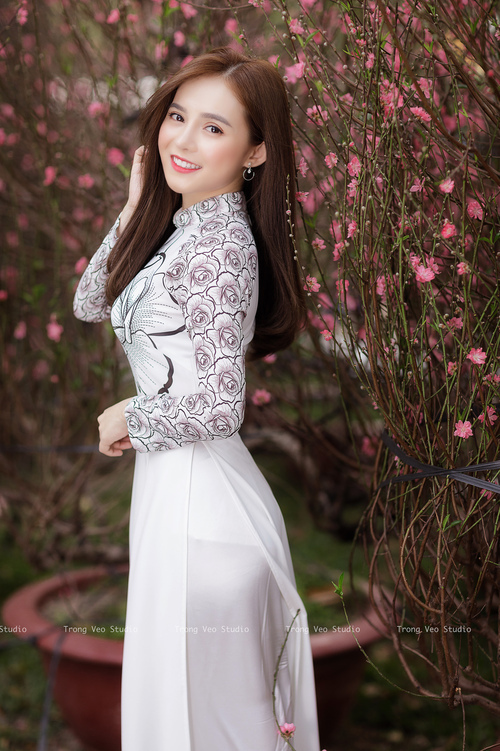 _虚拟赛车模拟:沉浸式极速体验_,虚拟赛车动画片