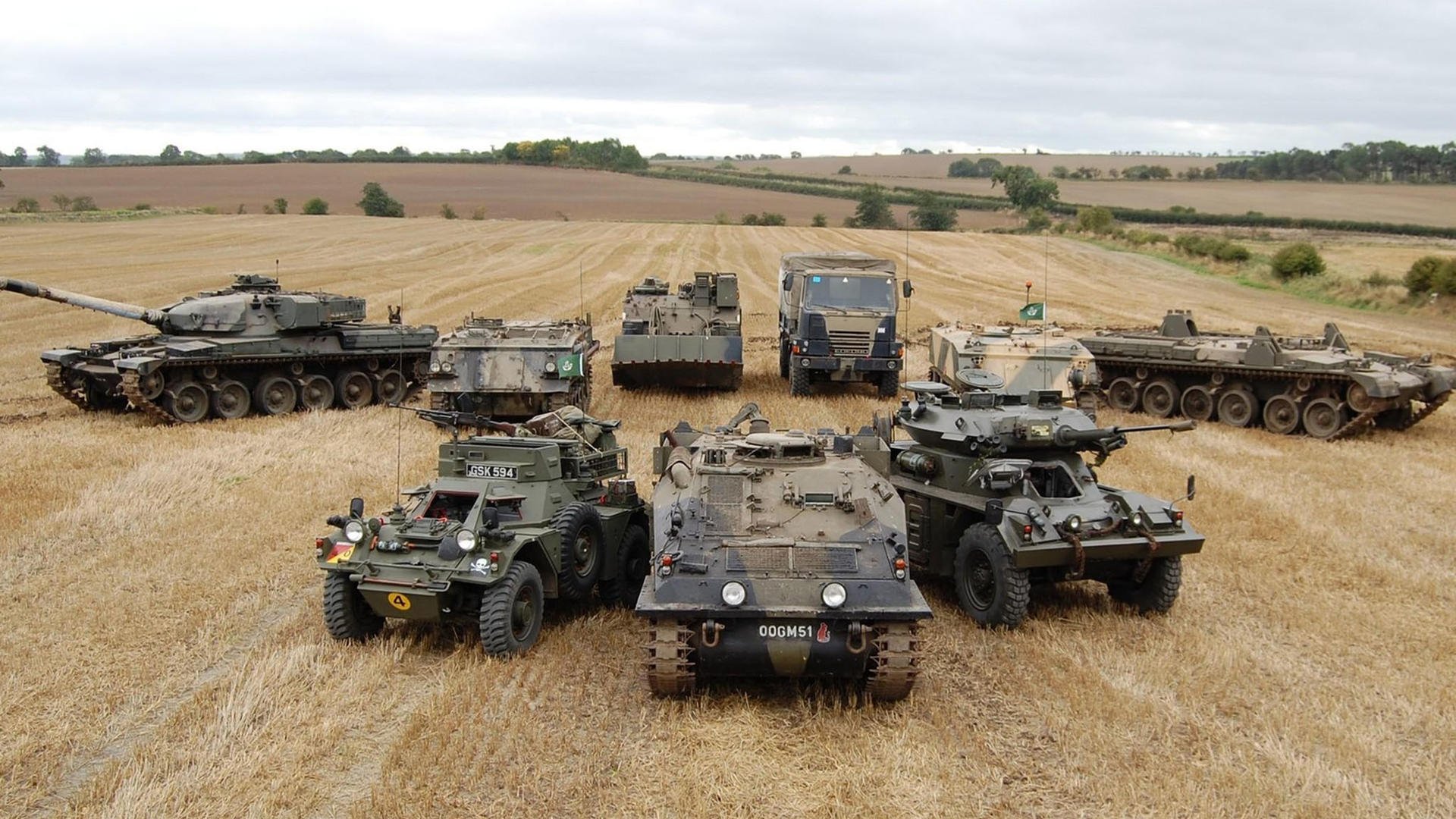 德甲球队集成AI视频分析系统定位中后场传接失误规律，德甲转播技术